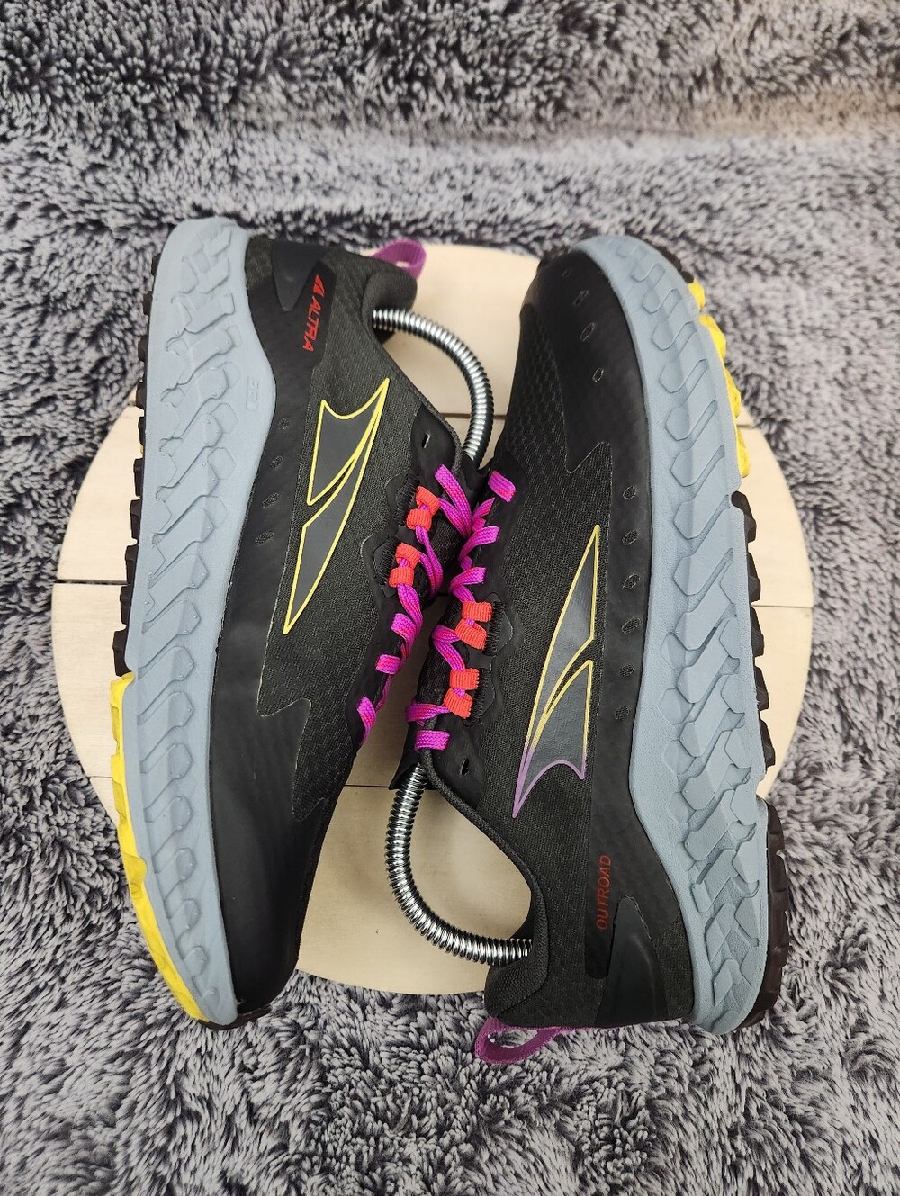 Altra outroad Trail Running Sneakers Gray Fuchsia Hiking Walk Womens Size 8.5 - Picture 5 of 9